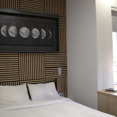 Aris Premium Accommodations Athens Ngoại thất bức ảnh